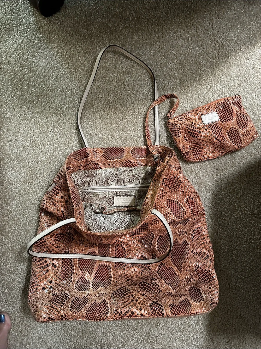 Sorial peach brown vegan leather tote bag w/zippered pouch